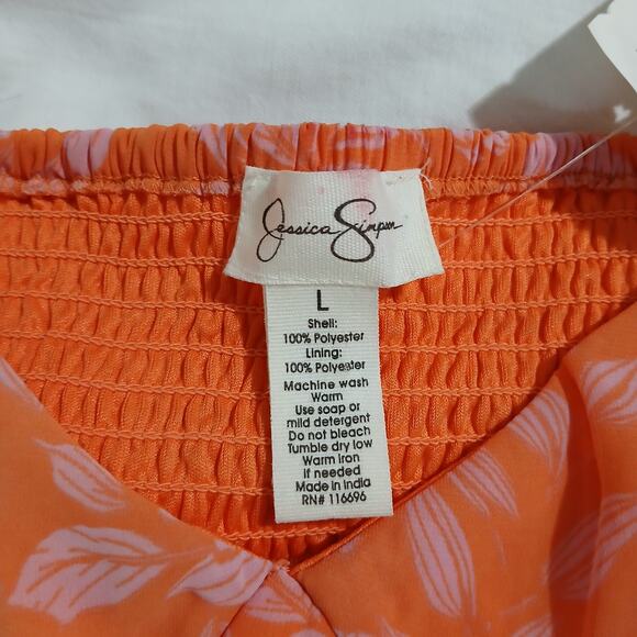 NWT Jessica Simpson Large Half Flutter-sleeve square smocked back v front dress - Picture 2 of 12